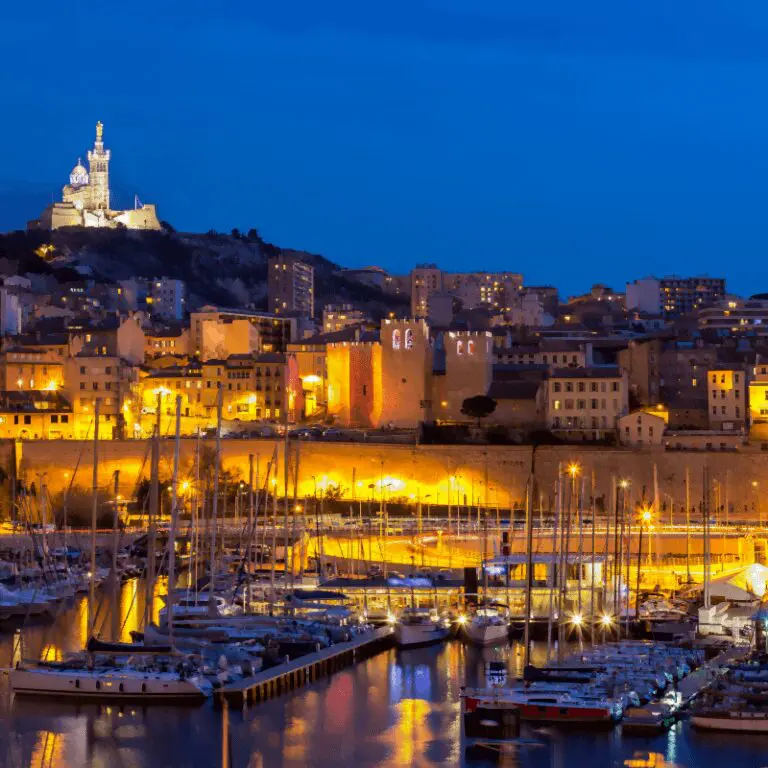 Immobilier de marseille la nuit