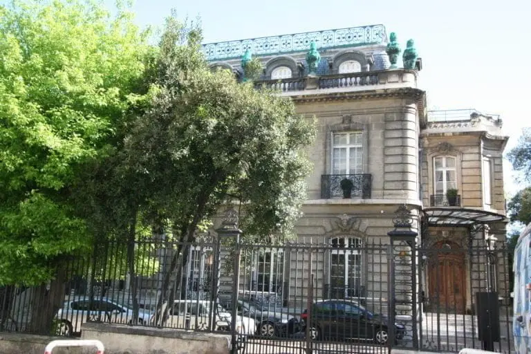 Villa Rodocanachi dans le Rouet à Marseille @WikimediaCommons (Rvalette)