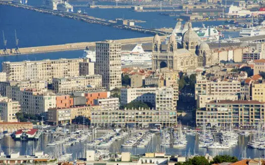 Vue sur la quartier du Panier depuis Notre Dame de la Garde