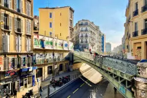Pont de la rue d'Aubagne photographié par © Mathieu Grapeloup