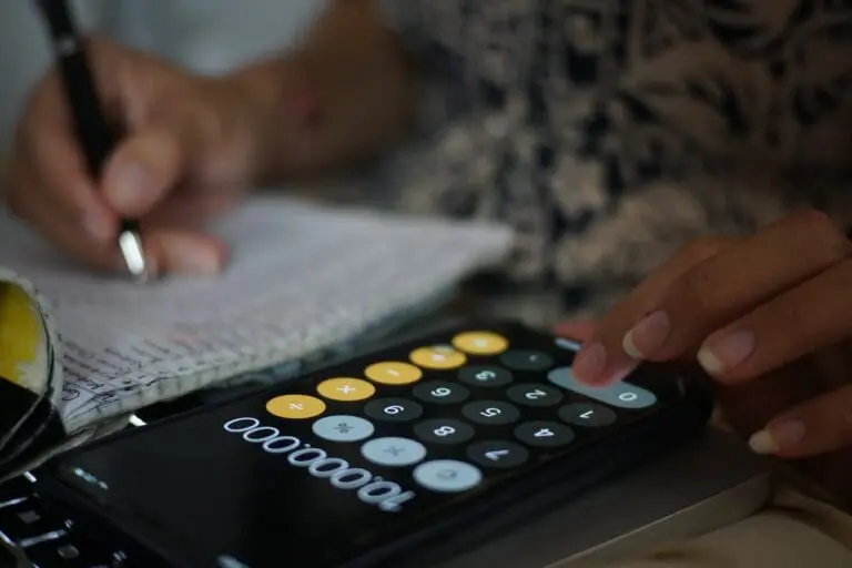 Un propriétaire calcule sa fiscalité