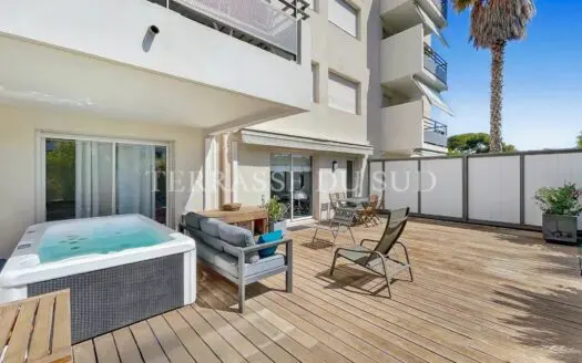 Vente appartement 2 pièces 59 m², 13008