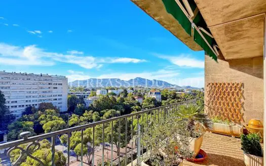 Vente appartement 6 pièces 168 m², 13008