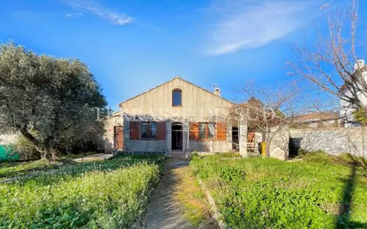 Vente maison 3 pièces 50 m², 13380