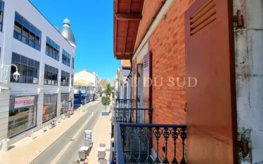 Vente appartement 3 pièces 138 m², 33120