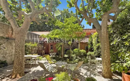 Vente appartement 3 pièces 117.9 m², 13005