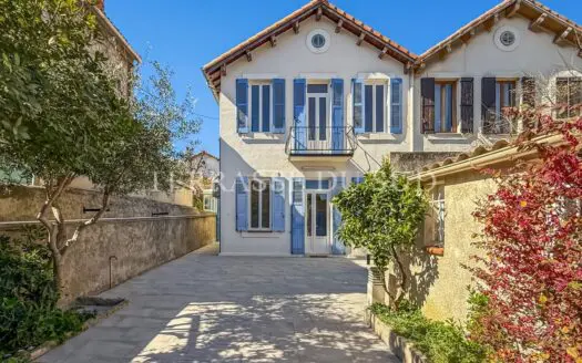 Vente maison 4 pièces 82.97 m², 13008