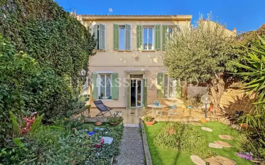 Vente maison 5 pièces 131 m², 13005