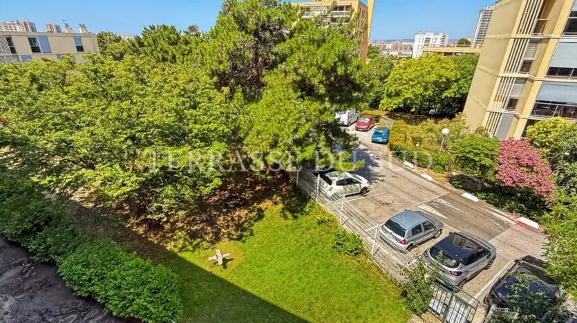 Appartement 5 pièces 75 m² · à Marseille · 75 m² · 240 000 €